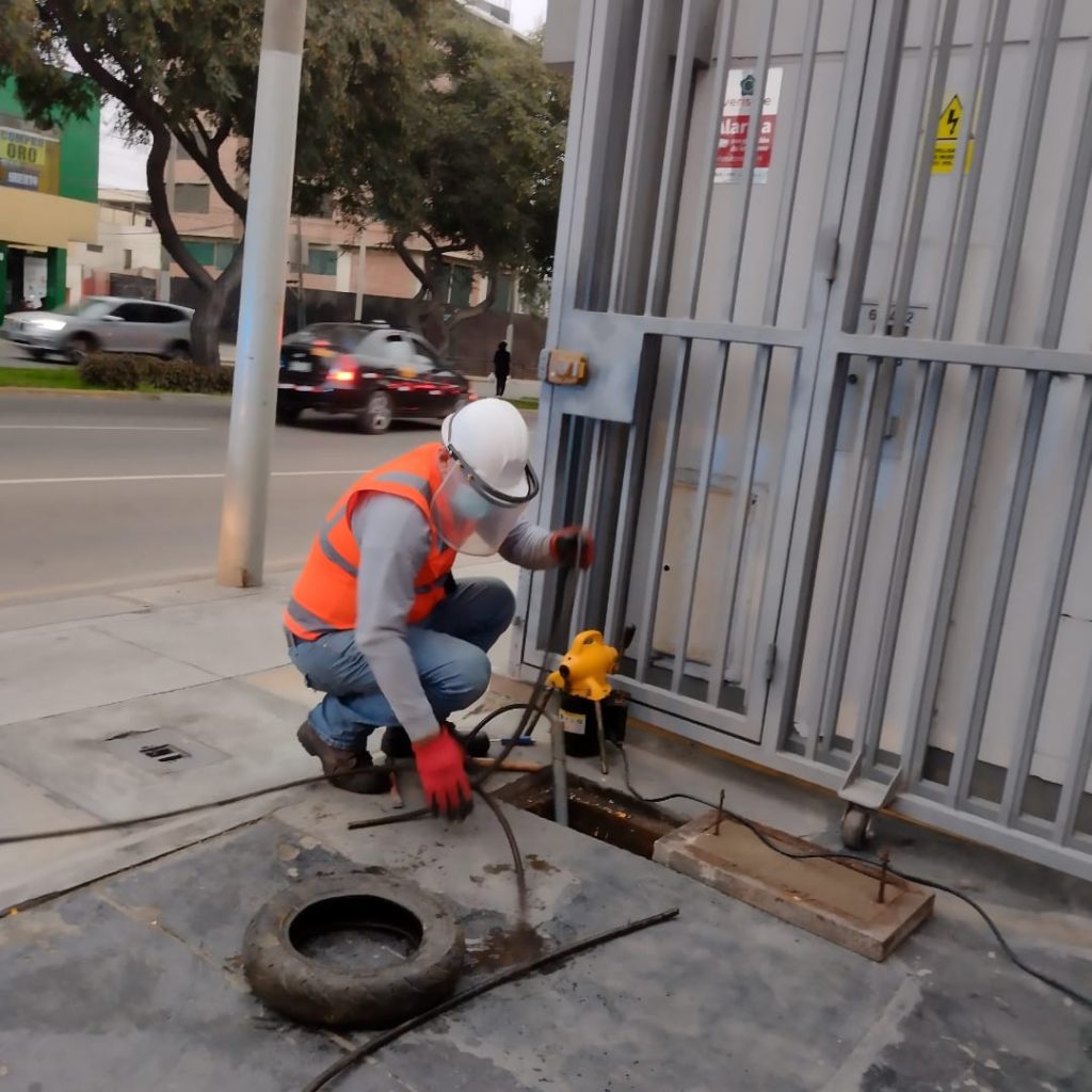 foto frank desatoro buzon